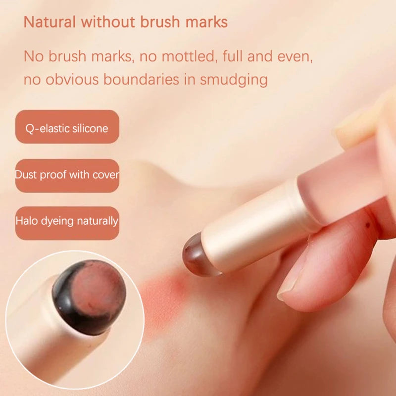 Mini Silicone Lip Brush & Concealer Applicator with Cover – Lip Mask, Lip Gloss, and Lipstick Brush